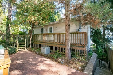 Wake up to open water views and step onto your private Trex deck - photo 11