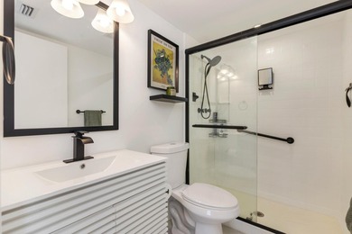 Beautifully renovated 2-bedroom, 2-bathroom condo offering 1,064 - photo 11