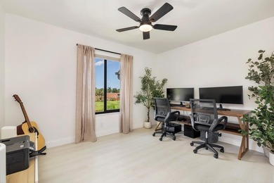 Beautifully renovated 2-bedroom, 2-bathroom condo offering 1,064 - photo 12