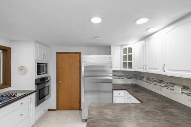 Wake up to open water views and step onto your private Trex deck - photo 17