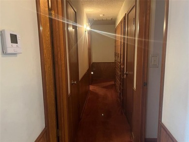 Discover your own slice of country paradise at the Ranch House!