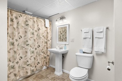 Spacious and welcoming, this 3-bedroom, 3-bath Beaver Creek - photo 20
