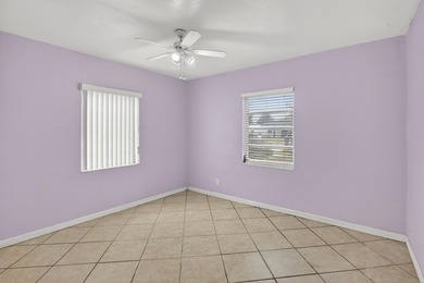 Back on market! Brand new roof completed! Move-in ready 2BR/1BA - photo 23