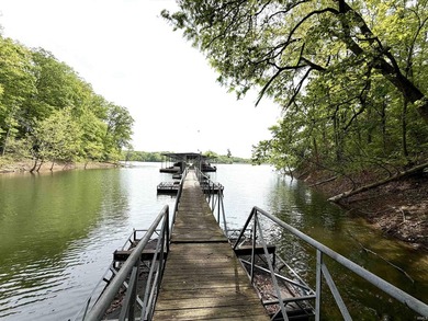 Fabulous getaway at Eagle Pointe Golf Resort on Lake Monroe - photo 30