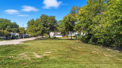 White Rock Lake Lot For Sale in Dallas Texas