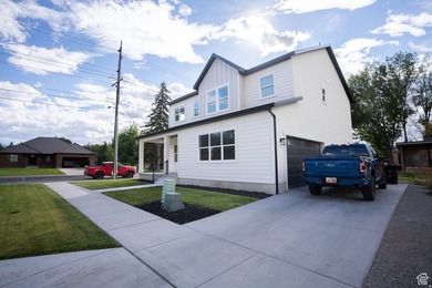 $5,000 seller credit available toward a backyard fence with an - photo 42