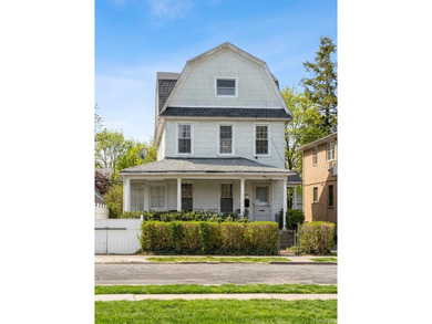 Detached Two-Family Home in Flushing, This legal two-family - photo 1