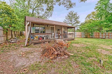 This house will go quick ...2443 square feet priced to sell! - photo 8