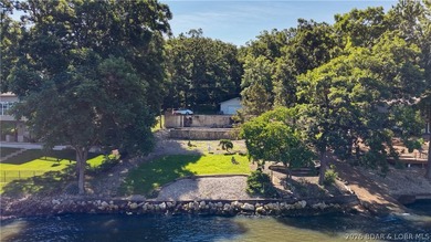 Rare as Hens teeth, this almost 100 ft of moderate shoreline - photo 13