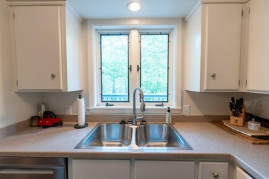 BEAUTIFUL EDEN ISLE CONDO, just a short walk to the RED APPLE - photo 16