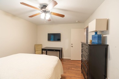 BEAUTIFUL EDEN ISLE CONDO, just a short walk to the RED APPLE - photo 22