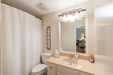 BEAUTIFUL EDEN ISLE CONDO, just a short walk to the RED APPLE - photo 25