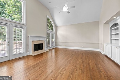 Welcome to 340 Broadmoor Drive, a beautiful brick residence - photo 27