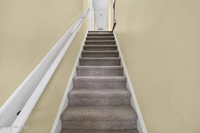 Welcome to 203 Wingate Drive, a spacious and inviting home - photo 32