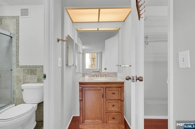 *LUXURY 16TH-FLOOR CONDO* Perched high on the 16th floor of one