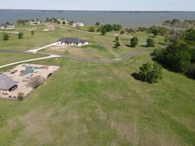 4 Acres, Big Views & Even Bigger Possibilities - photo 1
