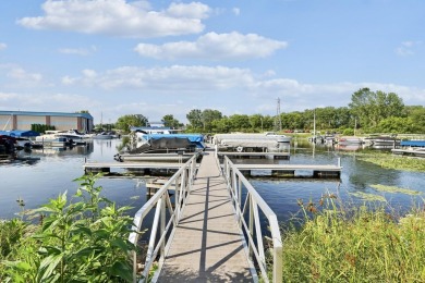 Lake Townhome/Townhouse For Sale in Madison, Wisconsin