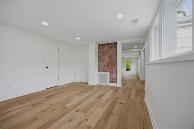 Fully renovated, this private 3bd/3ba lakeside ranch home, sits - photo 13