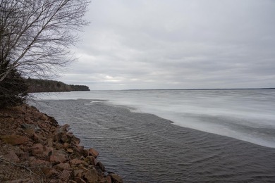 A slice of paradise awaits! Nestled in the heart of nature, this - photo 15