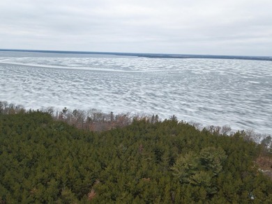 A slice of paradise awaits! Nestled in the heart of nature, this - photo 17