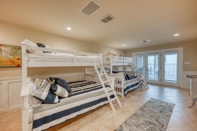 Fully furnished northeast-facing waterfront townhome just steps - photo 26