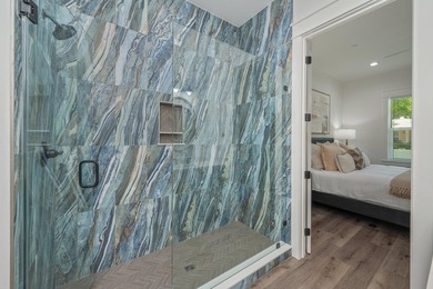 Short term rental powerhouse featuring a new designer-grade home - photo 29