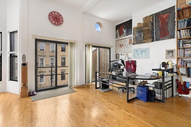 Welcome to 16 Clifford Place - one of Greenpoint's most - photo 7
