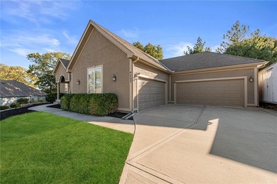 (private lake, pond, creek) Home For Sale in Kansas City Kansas