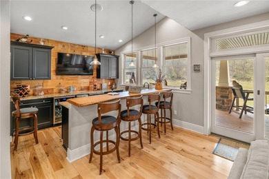 Welcome to your next home on the river with breathtaking views! - photo 14