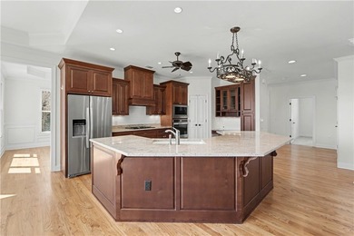 The Keowee Life Awaits You! Built in 2008 on 1.60 acres, 605