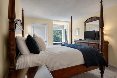 An exceptional value, this top-floor one-bedroom villa presents - photo 21