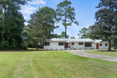 Lake Home Sale Pending in Defuniak Springs, Florida