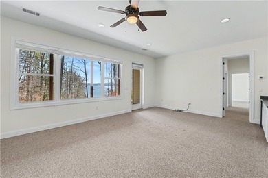 The Keowee Life Awaits You! Built in 2008 on 1.60 acres, 605