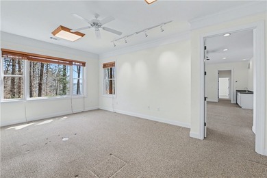 The Keowee Life Awaits You! Built in 2008 on 1.60 acres, 605