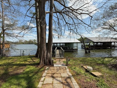 On Lake Concordia is where you'll find this welcoming and - photo 53