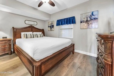 ncredible value for this turnkey 1BD/2BA Gulf-front condo at - photo 13