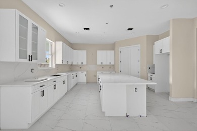 Brand-new construction in Port St. Lucie offering an impressive - photo 13