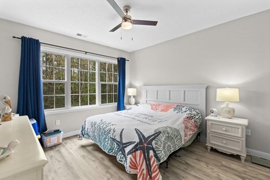 Beautifully updated and fully furnished 2-bedroom, 2-bath - photo 14