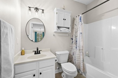 Beautifully updated and fully furnished 2-bedroom, 2-bath - photo 19