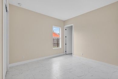 Brand-new construction in Port St. Lucie offering an impressive - photo 20