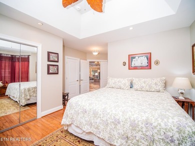 Experience Luxury Living at its finest in this exceptional Golf - photo 22
