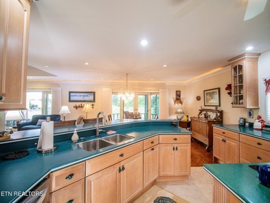 Experience Luxury Living at its finest in this exceptional Golf - photo 42
