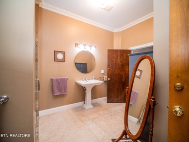 Experience Luxury Living at its finest in this exceptional Golf - photo 50