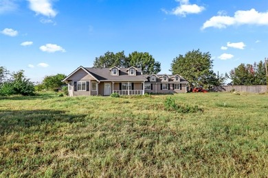 (private lake, pond, coastal) Home For Sale in Terrell Texas