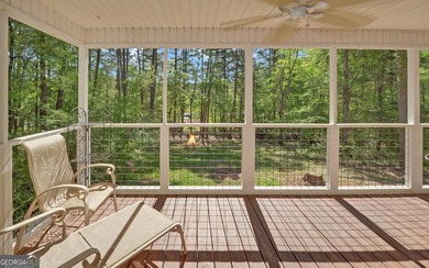 Charming updated waterfront home on Lake Hartwell in Martin, GA! - photo 11