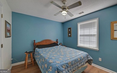 Charming updated waterfront home on Lake Hartwell in Martin, GA! - photo 16