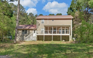 Charming updated waterfront home on Lake Hartwell in Martin, GA! - photo 17