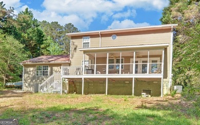 Charming updated waterfront home on Lake Hartwell in Martin, GA! - photo 18