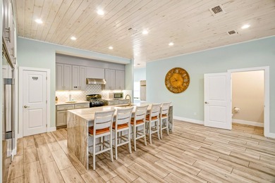 Discover this coastal luxury and pristine 2019-built, 7-bedroom - photo 19