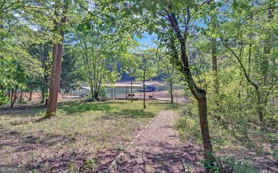 Charming updated waterfront home on Lake Hartwell in Martin, GA! - photo 20